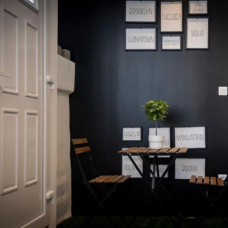 Superbe Appartement Avec Patio Nîmes Kültér fotó